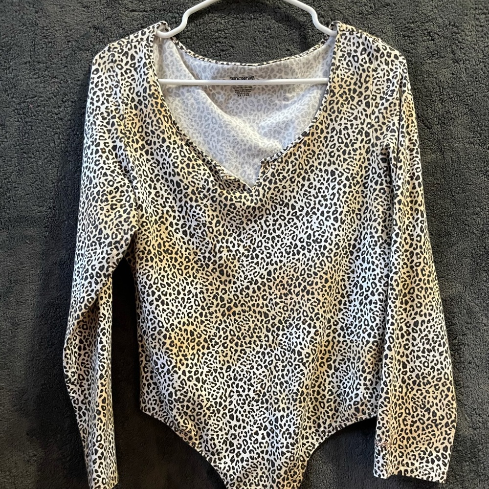 Cute long sleeve body suit